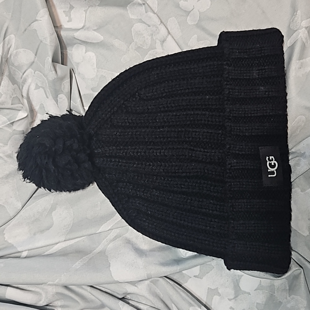 UGG beanie